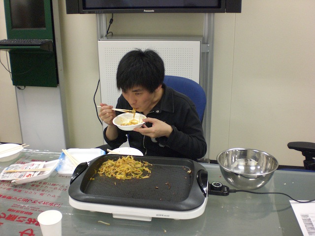 lab-party-20110622a.jpg